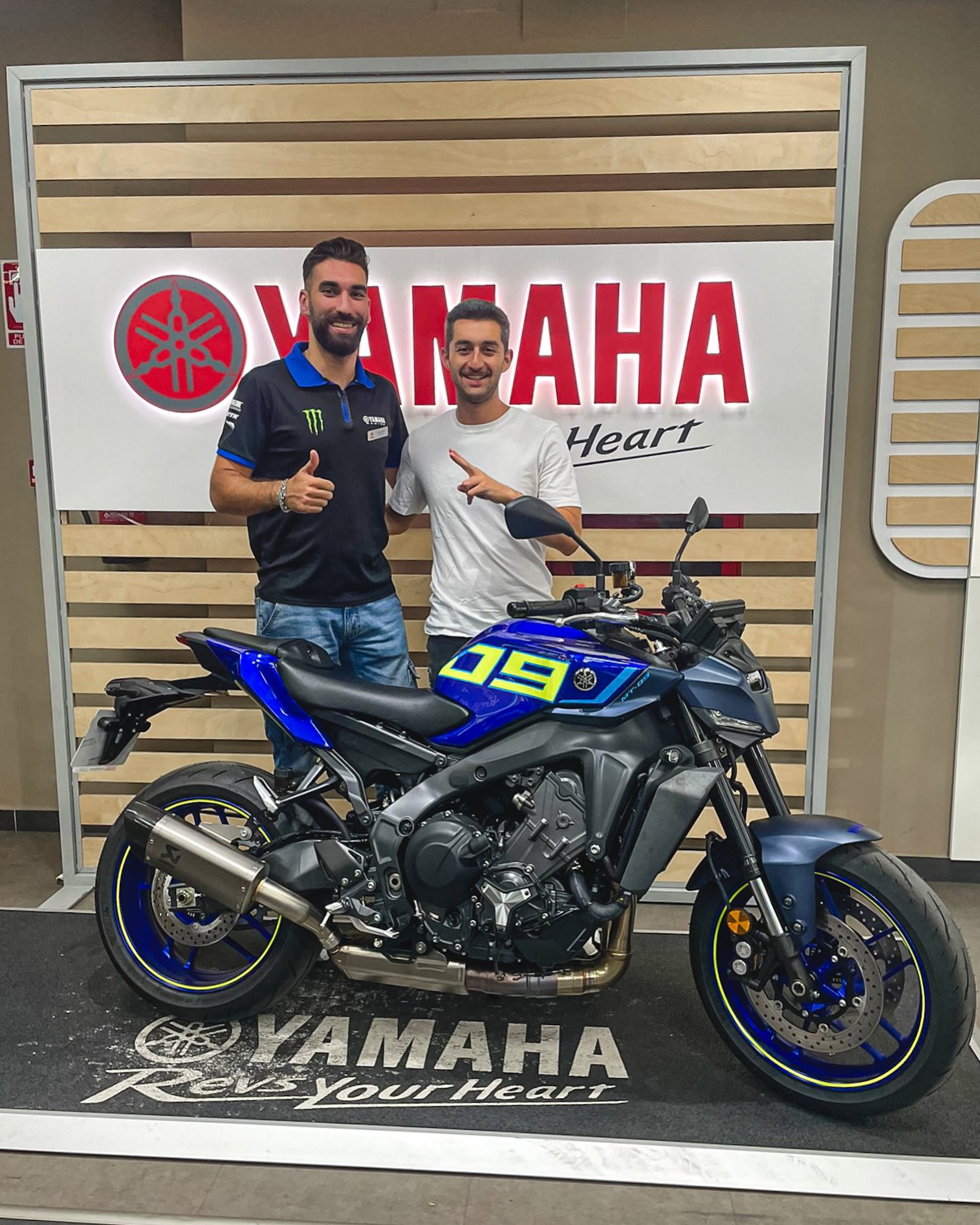 Yamaha Eduardo Castro Motos ecastromotos X