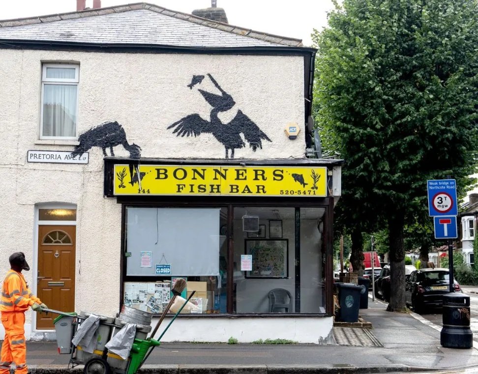 I painted it first. <a href="/banksy/">Banksy</a>
#Walthamstow #art