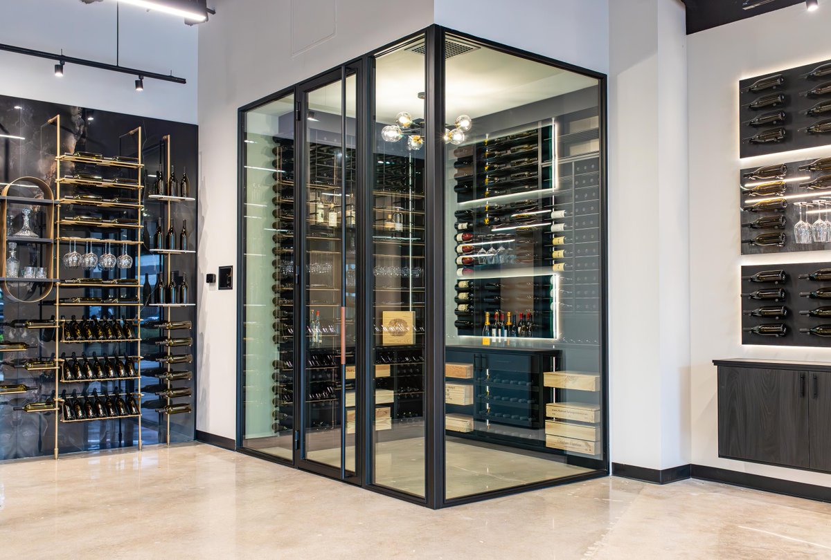 VineWineCellars's tweet image. Want to see the latest trends in wine cellar products? Make an appointment today to visit our brand new Houston showroom.

#HoustonDesign #HoustonDesignDistrict #WineStorageHouston #WineStorage #WineCellarShowroom #WineCellarDesign #TexasWineStorage