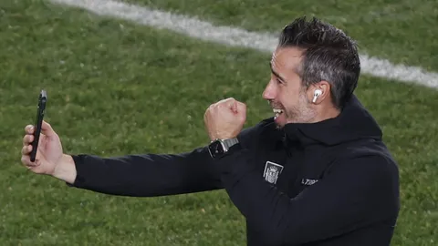 "Piedra gana a tijeras"