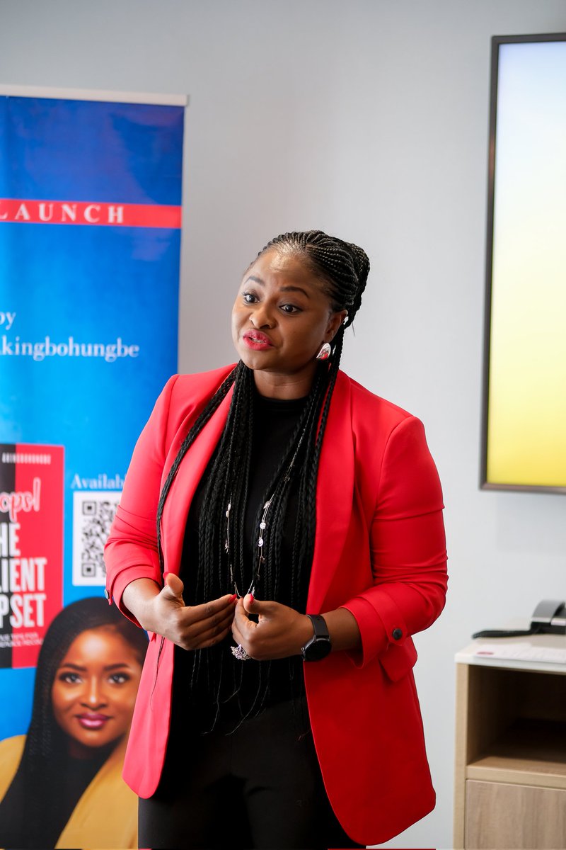OmowunmiPink's tweet photo. It was everything and more⭐

I still can't articulate how wonderful the book talk at Birmingham was 🤩

Thank you to all the attendees and @socialightng for planning and managing the event. https://t.co/8kIbbnKi4U