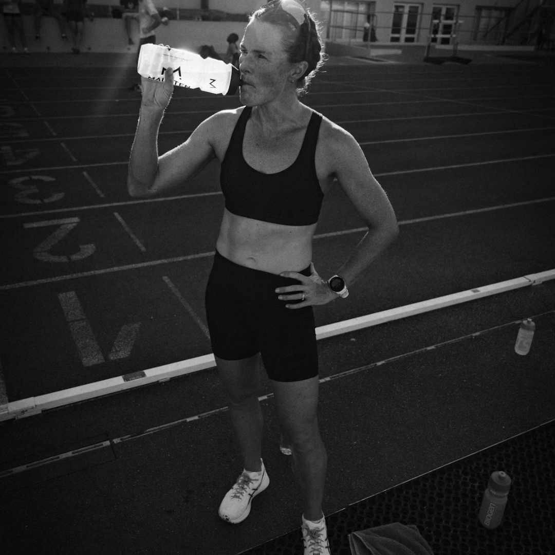 Run605's tweet photo. Do hydration differently with Maurten Hydrogel Sports Fuel Drink Mix. It is a high-carbohydrate sports drink with 80 grams of carbs per 500mL of water.

Not just another energy drink.

https://t.co/pYjoZEbYhO

#run605 #maurten #hydration #running #racing https://t.co/4Gi9Vec7qO