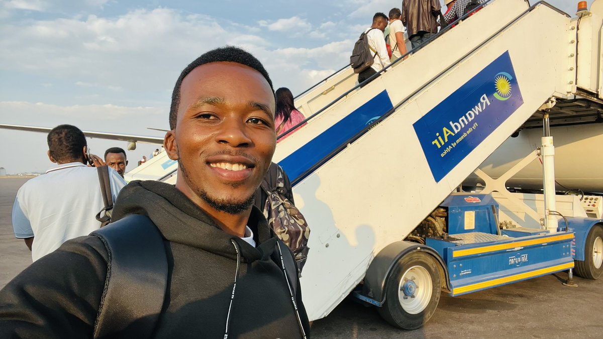 jcniyomugabo's tweet photo. After the Agrishow in Rwanda 🇷🇼, I am now heading to China 🇨🇳 to attend and speak at the World Youth Development Forum 2024.

I’m very excited to be back in China and eager to share how young people in Africa are leveraging the power of social media to improve the livelihoods of agriculture value chain actors.

Let’s connect if you’re in Beijing nowadays 👍.