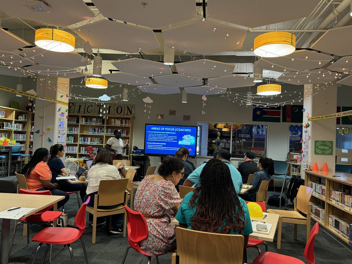 Athletic Coordinator Twumasi covering all things UIL with the <a href="/ywlafwathletics/">YWLA OWLS 🦉</a> pyramid staff!! <a href="/ywlafw/">YWLA Fort Worth</a> <a href="/FortWorthISD/">Fort Worth Independent School District</a> Great meeting!!! ❤️💙🩶💙❤️