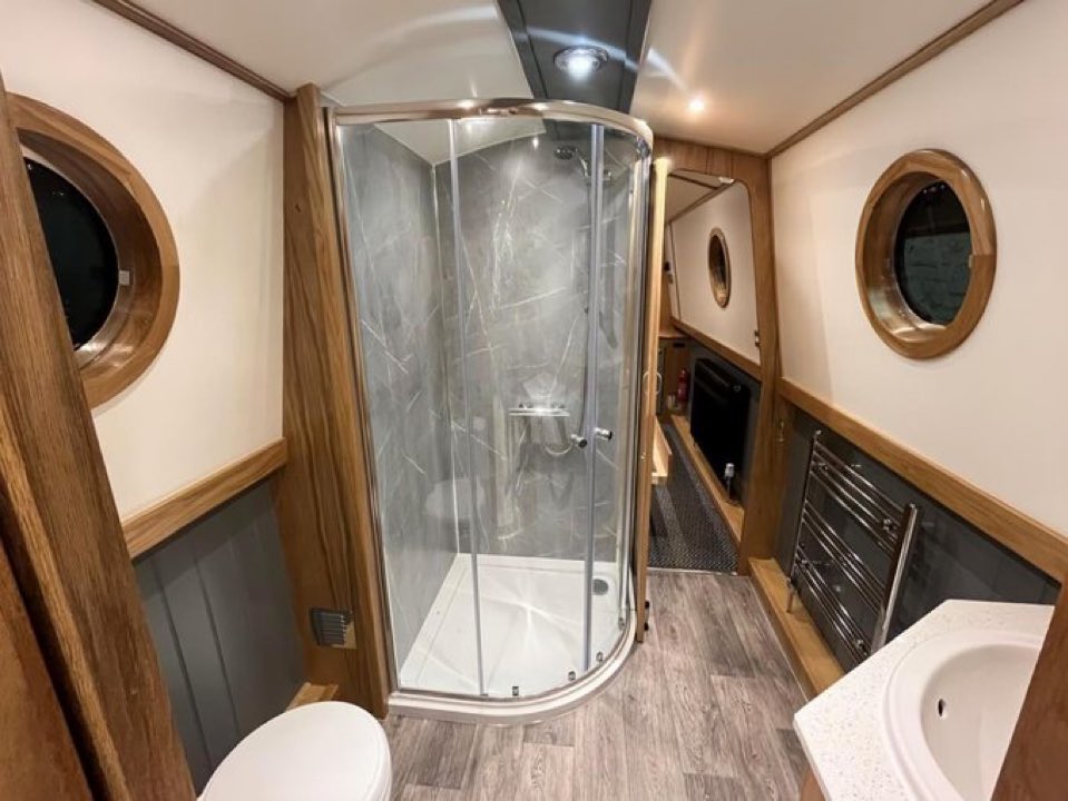 Bickerstaffe Boat Company tweet media