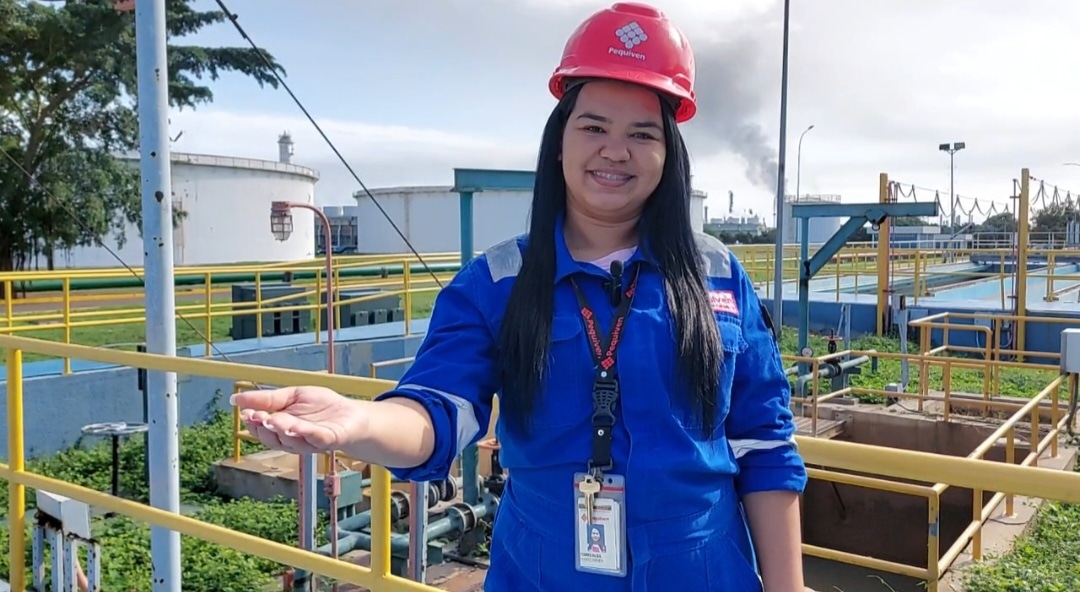 ¡Feliz viernes! 🙌🏽 Nuestro primer y más grande recurso es la voluntad de trabajo. ¡Vamos por más! 💪🏻

¡Trabajo en Equipo, Victoria Segura! 🇻🇪

<a href="/nicolasmaduro/">Nicolás Maduro</a>         
@minpetroleove    
<a href="/tellechearuiz/">Rafael Tellechea</a>     
<a href="/nlaconchamolina/">@NLaConchaMolina</a>
@hipocratecastrillo
<a href="/prensapequiven/">Pequiven</a>
