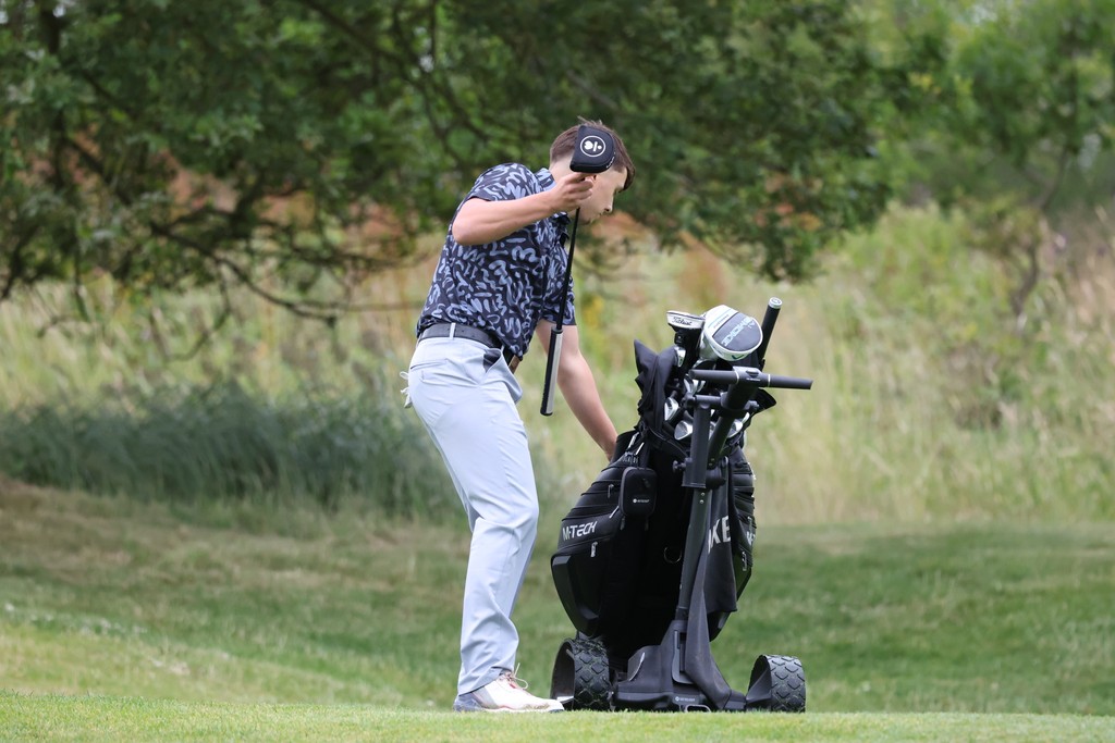 MotocaddyGolf's tweet image. As seen on Tour...🏌️

Motocaddy is the Official Golf Trolley Partner of the Clutch Pro Tour and its associated Amateur and Junior Tours.

Providing players with the trolleys, bags and accessories needed to perform their best.

#ClutchProTour #ClutchGolf #ProGolf #DevelopingTalent