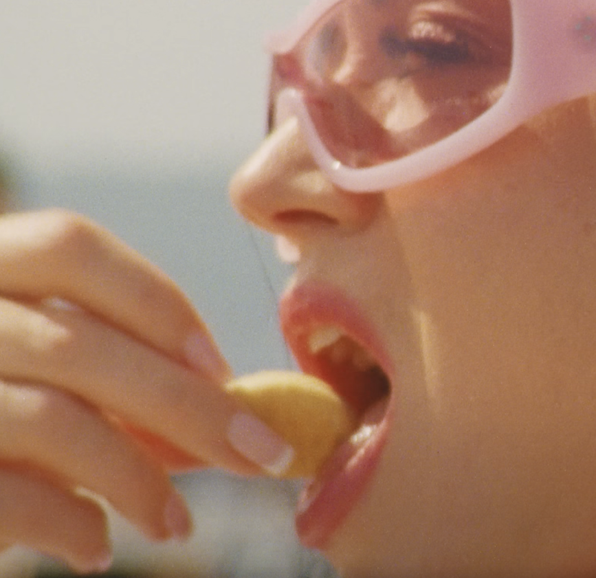 som_inca's tweet photo. Katy Perry i la Quely Merienda https://t.co/q37CACwGmY
A Som Inca hem parlat amb @GalletasQuely sobre el videoclip de @katyperry Hi haurà una futura "Quelyperry"?😜
https://t.co/A6aWOopyaR
#sominca #incaciutat #Quely #Quelitas #QuelyLovers #KatyPerry #Lifetimes https://t.co/TT2FBJXspn