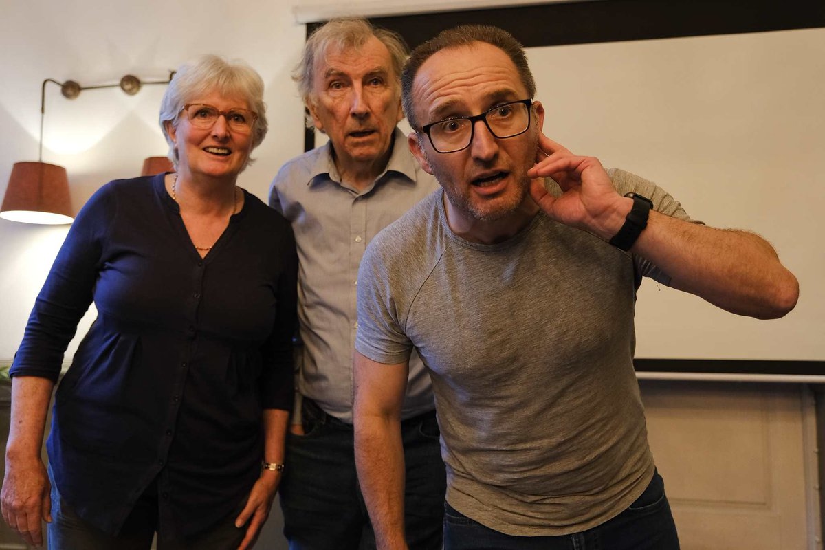 We are looking for you!  "Improperly" does #comedy #improv #music #theatre at @CityGateHotel Sunday 1st September 7pm  eventbrite.co.uk/e/improperly-c…