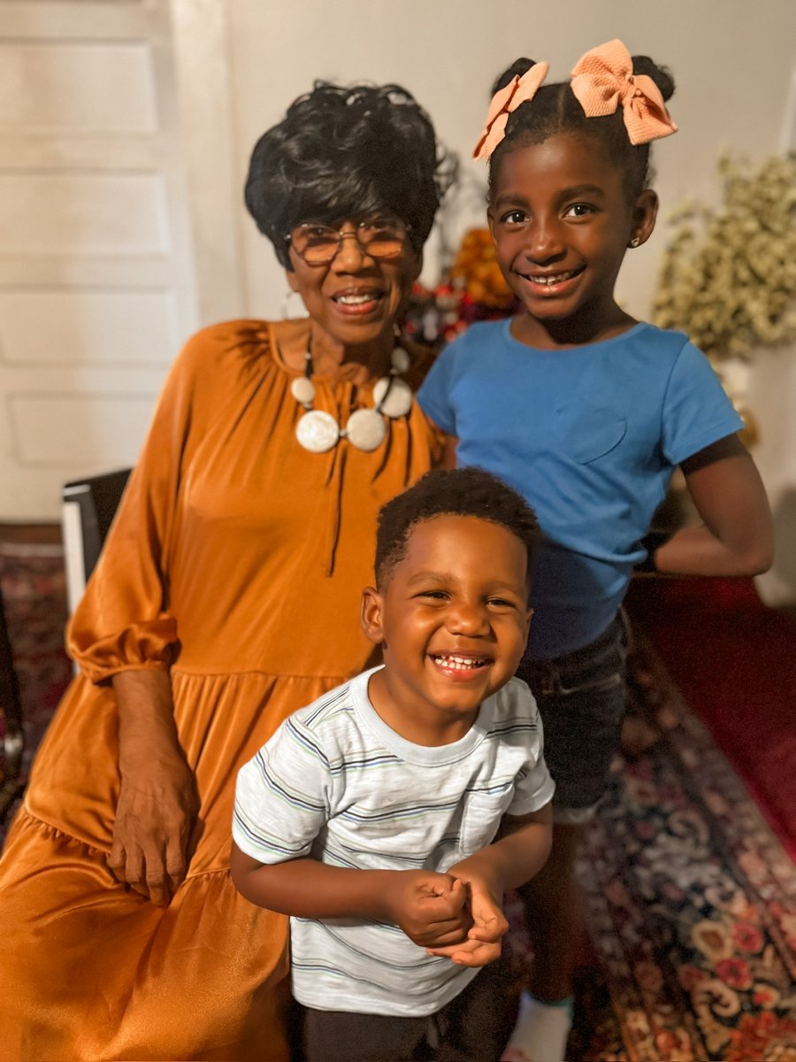 AllisonMJones_'s tweet photo. We made our annual family trip to Alabama and one of the most special parts is that my kids get to spend time with their 101 year old great-great-grandma 🥹

I got some special clips of them for the vlog: https://t.co/SlTwPFnlbk https://t.co/HhdoMUoHRN