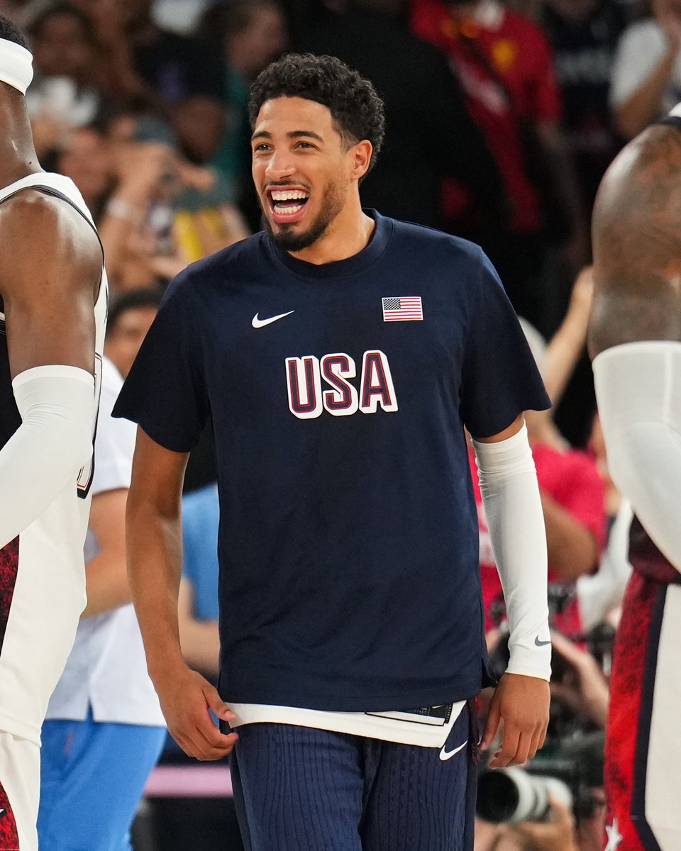 Pacers's tweet image. bringing the infectious energy wherever he goes 😁