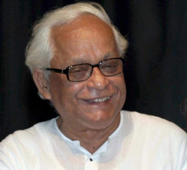 KbSundarmyth's tweet photo. His life was dedicated for toiling masses.His life story tells how communists should act under the leadership of party for toiling masses.Even as CM of West Bengal ,he never deviated.His eyes&amp;mortal remains were donated.History absorbs Him. 
RED SALUTES #BuddhadebBhattacharjee . https://t.co/epx5u1LTX3