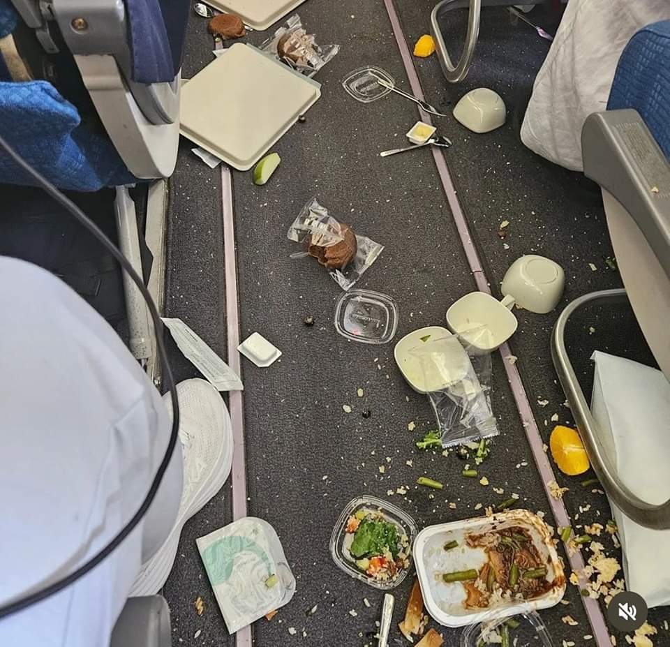 ivancp25's tweet image. #IncidenteAéreo de un #Airbus #A333 de #KoreanAirlines que sufrió una #turbulencia severa sobre #China 🇨🇳el pasado 4 de Agosto de 2024. 14 pasajeros sufrieron heridas de diversa consideración, algunos de ellos muy graves. 04-08-24