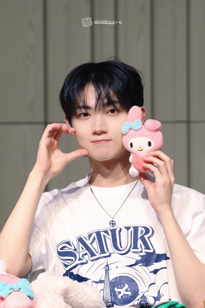 coookie999's tweet photo. 🎉🎂🐰🎂🎉
𝔀𝓲��𝓱 𝔂𝓸𝓾 𝓪𝓵𝓵 𝓽𝓱𝓮 𝓫𝓮𝓼𝓽
#형섭 #HYEONGSEOP #ヒョンソプ
#HAPPY_HYEONGSEOP_DAY
#iE의계절_형섭이라는_여름
#템페스트 #TEMPEST https://t.co/PMPbEGV7xe