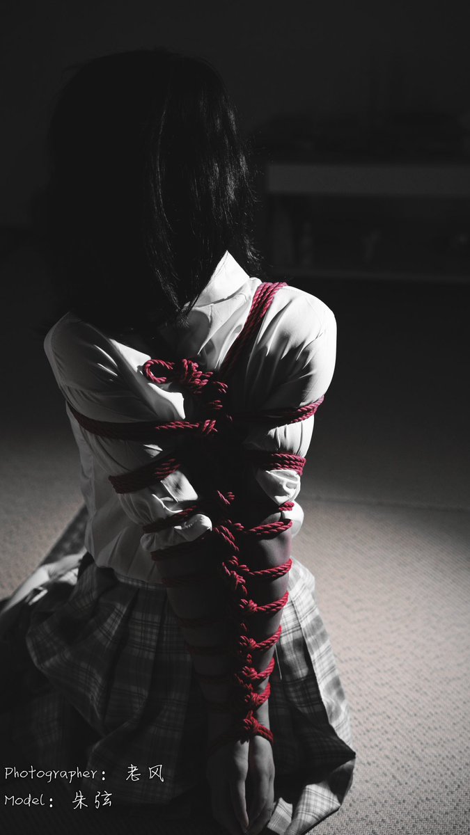 暗夜红～
被缚<a href="/zhuxian0517/">朱弦</a> 
#绳缚 #合肥