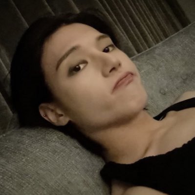 hwachella's tweet photo. #NewProfilePic https://t.co/Gr8lkQ6FFk