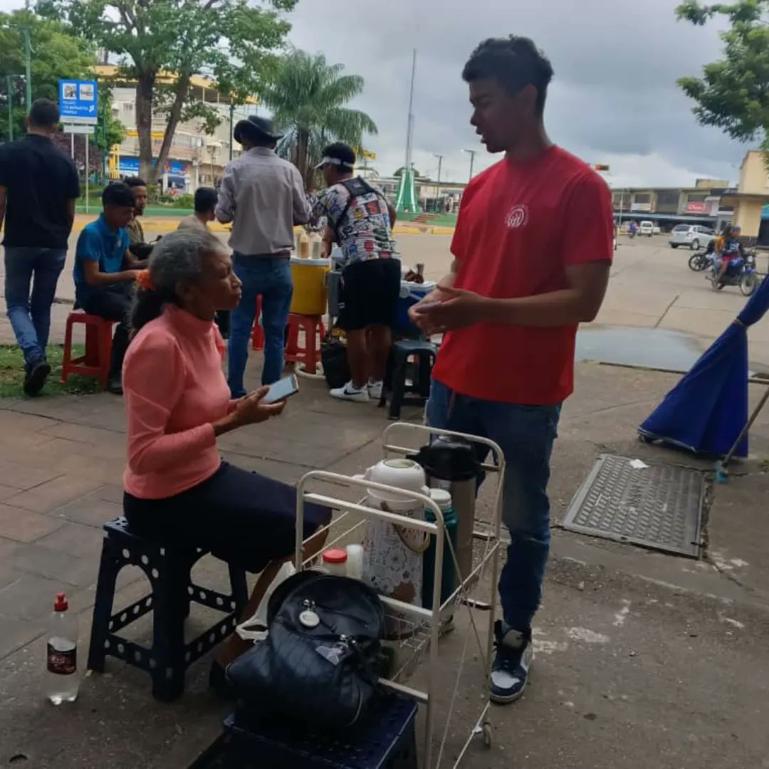 #09Ago| 🇻🇪 La <a href="/oasanfdo/">Ofic Adm Apure</a> realizo plan de Captación de Continuidad Facultativa y Trabajadores no Dependientes en la calle.
#HastaProntoX 
#PorUnSeguroMasSocial
<a href="/Somosivss/">Instituto Venezolano de los Seguros Sociales</a>
<a href="/MagaGutierrezV/">Magaly Gutiérrez Viña</a>
<a href="/NicolasMaduro/">Nicolás Maduro</a>