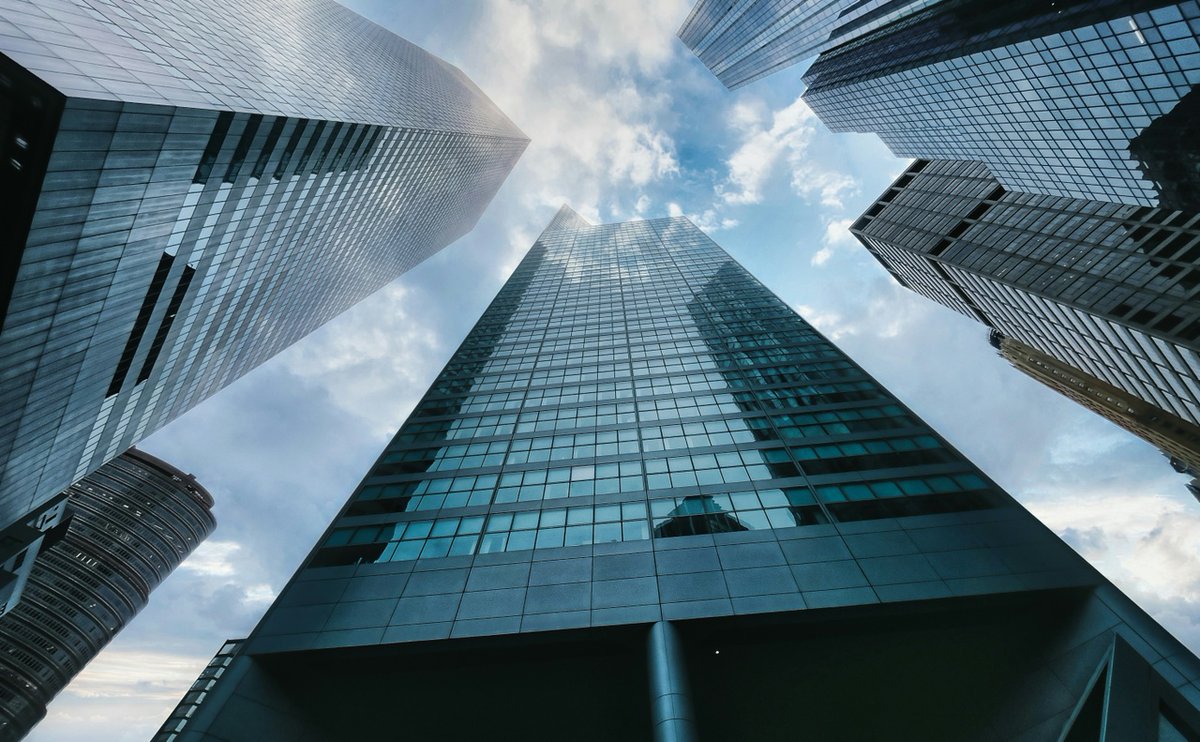 SWA_CRE's tweet photo. Our Corporate Occupier Services platform empowers multi-location tenants and users to make excellent real estate decisions across their portfolios.

Whatever your real estate needs, we offer a flexible approach tailored to your unique situation. https://t.co/l9Zmg90mpf