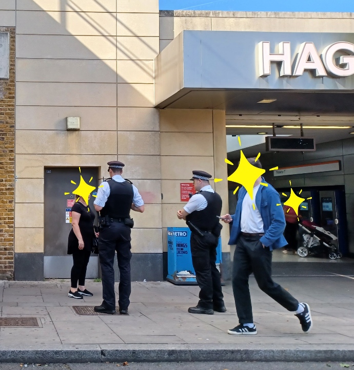 Hackney Police tweet media