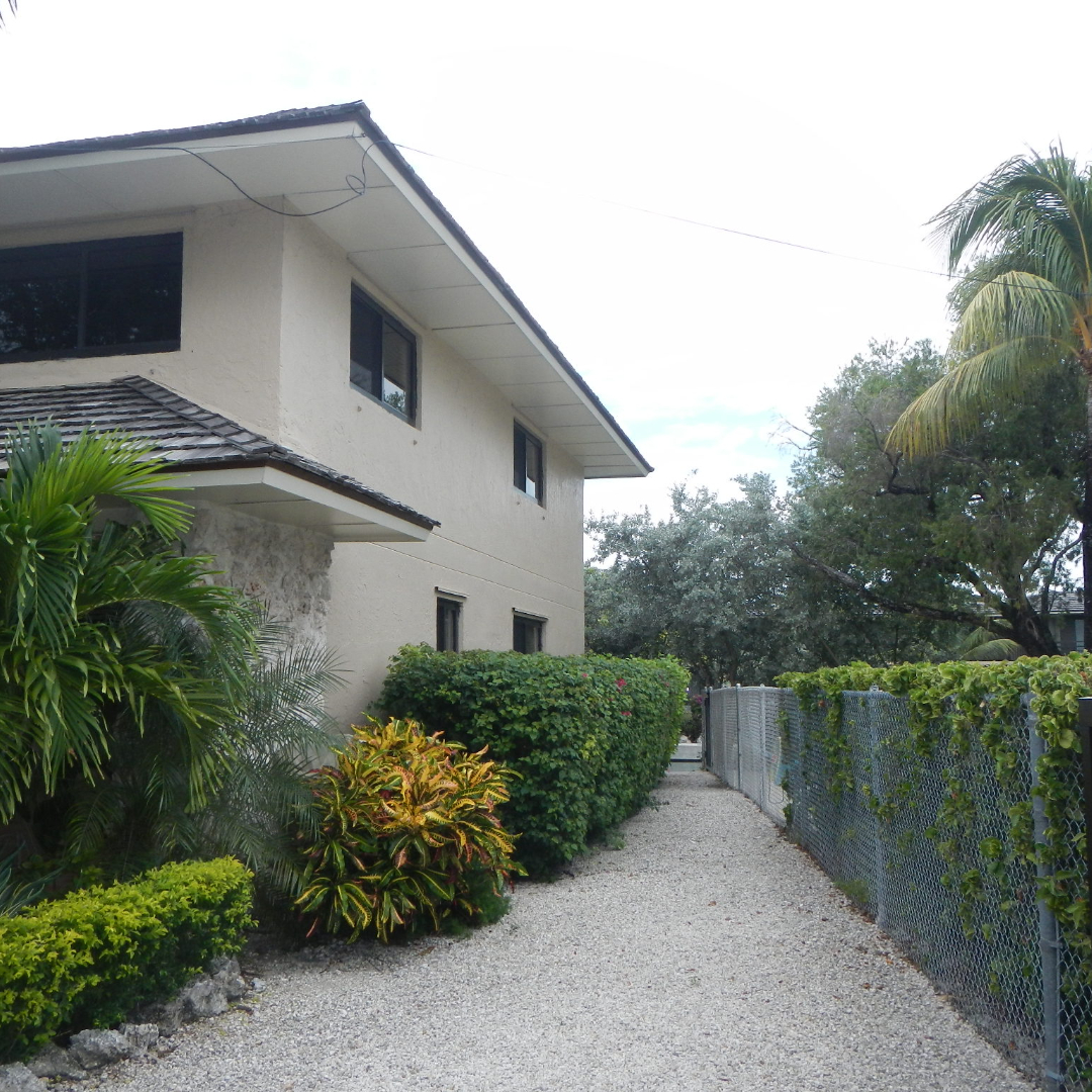 Evolveinspect's tweet image. Considering a townhouse? Don't skip the inspection! Evolve Property Inspections provides thorough townhouse inspections in Miami-Dade County and beyond. Get informed before you buy. We'll help you negotiate or walk away with confidence. Schedule today! tinyurl.com/bdu8emhz