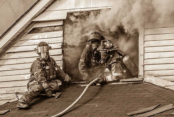 IAFFofficial's tweet photo. 🔥Sign up here ➡️ https://t.co/iCeJbh1U6g to help study and reduce cancer risks in the fire service.
#CancerRegistry https://t.co/qfCR3bpT2S