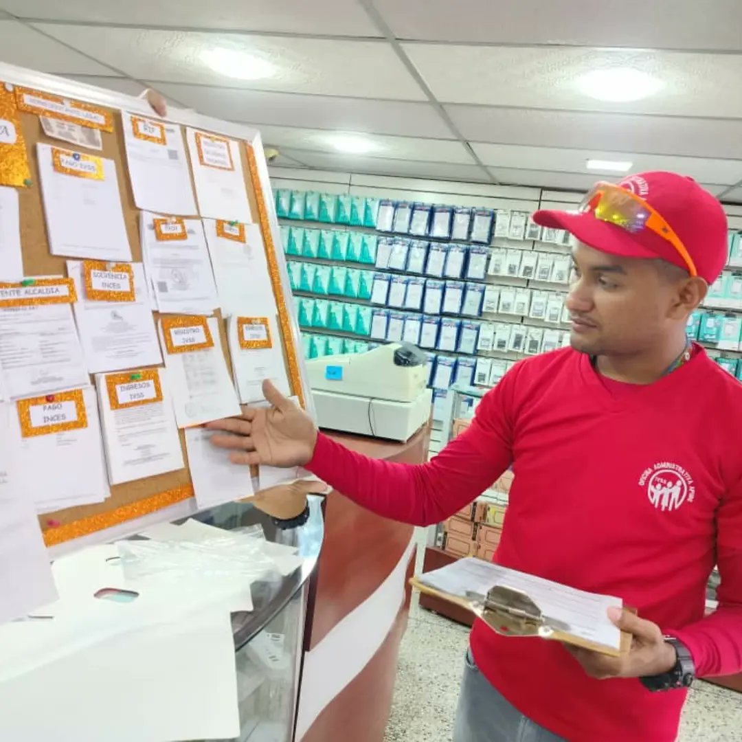 oasanfdo's tweet photo. #09Ago | 🇻🇪  La @oasanfdo realiza visita a empleadores para la Difusión de la Importancia del Cumplimiento de la Providencia 003 al Sector Público y Privado.
#HastaProntoX
#PorUnSeguroMasSocial❤️
@Somosivss
@MagaGutierrezV
@NicolasMaduro
@eduardopiate2 https://t.co/ZluGDEaumU