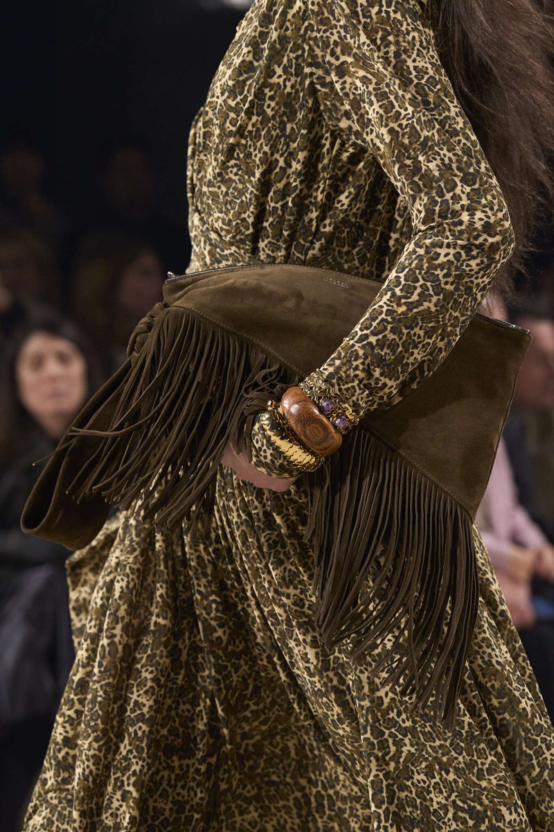 DvilCouture's tweet photo. Isabel Marant Fall Winter 2024 Rtw Details https://t.co/CDe1l9ak9p