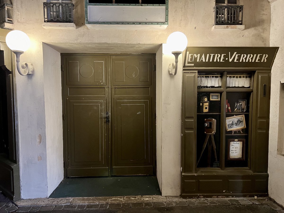 Ce n'est plus un secret, la Rue de Paris vit ses derniers mois au <a href="/ParcAsterix/">Parc Astérix</a>. Dans un nouveau dossier, nous avons épluché nos archives pour se remémorer ses très nombreuses expériences disparues, dont certaines assez incongrues ! 📝
➡️ dimensionparcs.fr/france/parc-as…