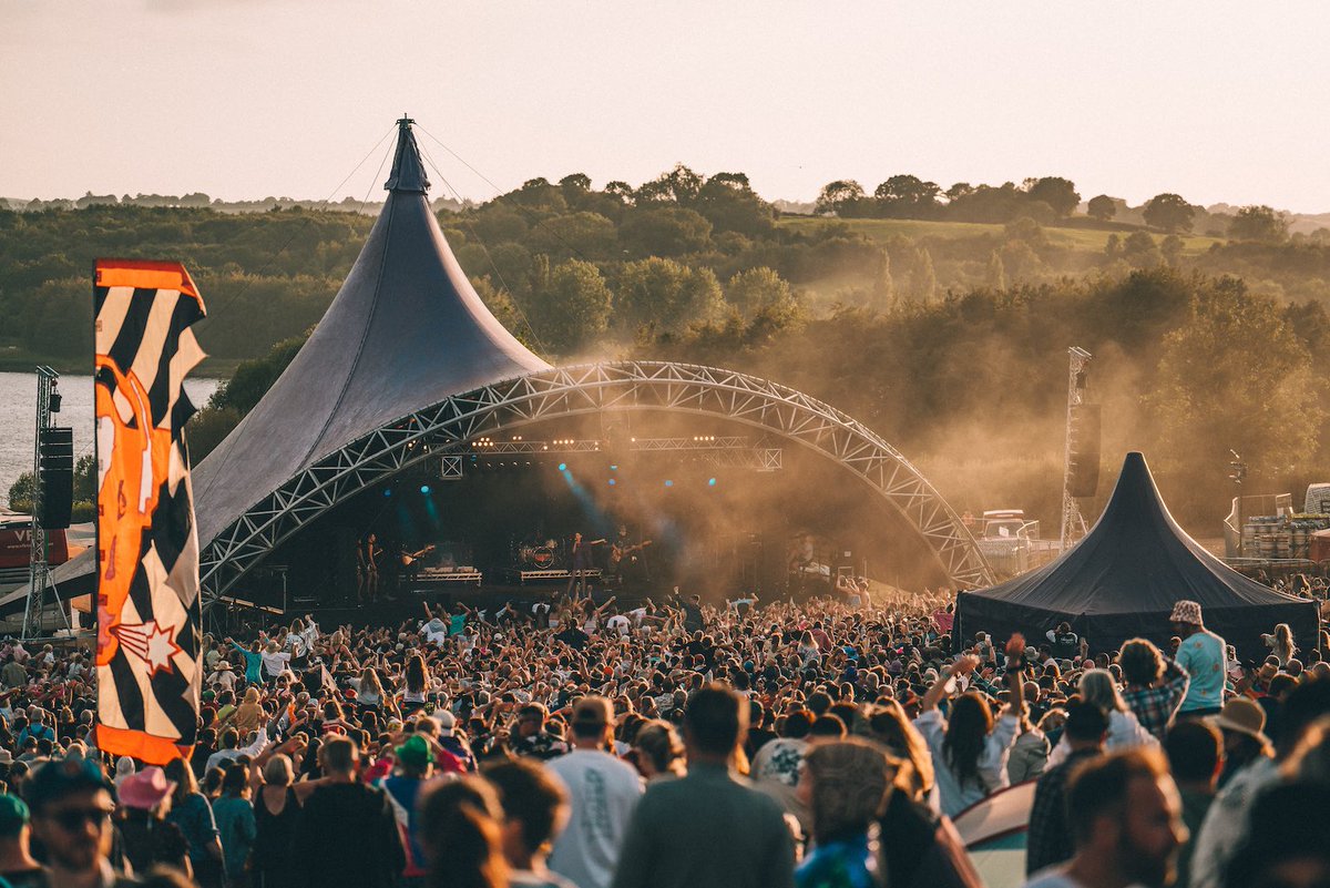 WE’RE COMING BACK IN 2026 

If you want to be the first to know about the next event, please register below for free.

valleyfest.co.uk/early-bird-sig…

#valleyfest2026 #getonmyland #arcadiaspectacular