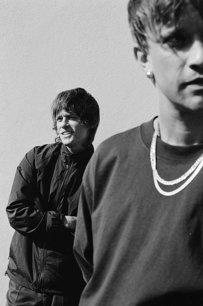 OH HECK. YA BOIZ ARE GOING ON AN ARENA TOUR! HITTING THE ROAD w/ <a href="/twentyonepilots/">twenty one pilots</a> FOR THE NORTH AMERICAN LEG. Life is a dream for these 2 kiwi boiz. Mum &amp; Dad are proud. Thank you for the opportunity of a life-time x
￼
Denver we’ll see you at ball arena in 6 days what! WHAT!