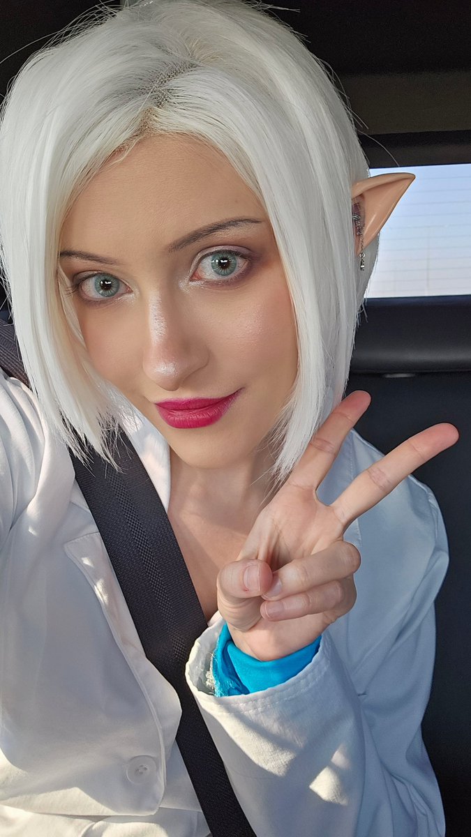 Omw to Animethon now ✨️

Panel at 1.30pm Salon 4 
Meet up at 6.30pm Hall C Line 1 https://t.co/lHRVqbxIWb