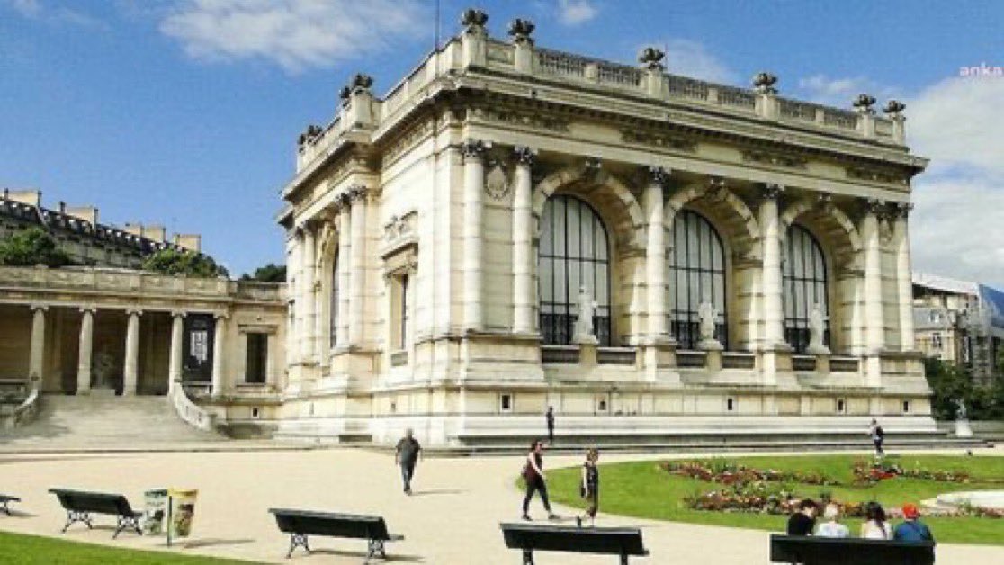 KAYIP EKREM İMAMOĞLUNUN
—Paris’te günlük 300 bin Avro’ya  Palais Galliera isimli sarayı kiraladığı ortaya çıktı  Ekrem imamoğlu