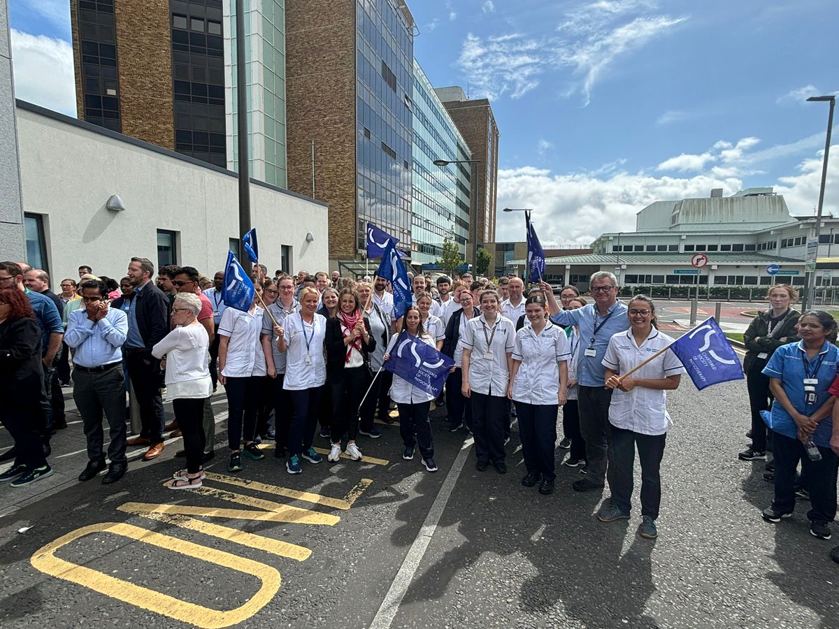 Fantactic turnout from CSP NI members and health colleagues in <a href="/WesternHSCTrust/">Western Trust</a> to show their support and soldarity for victims of recent racist attacks against ethnic minorities and migrants in Northern Ireland <a href="/ClaireRonald/">Claire Ronald (she/her)</a> <a href="/DavyNichol/">David Nichol</a> <a href="/CSPNI1/">NI Board Chartered Society of Physiotherapy</a> <a href="/ahpfni/">Allied Health Professions Federation NI</a> <a href="/thecsp/">Chartered Society of Physiotherapy (CSP)</a>
