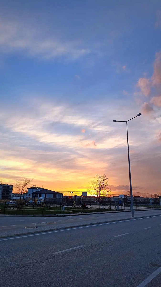 batuhawk's tweet image. 🌇