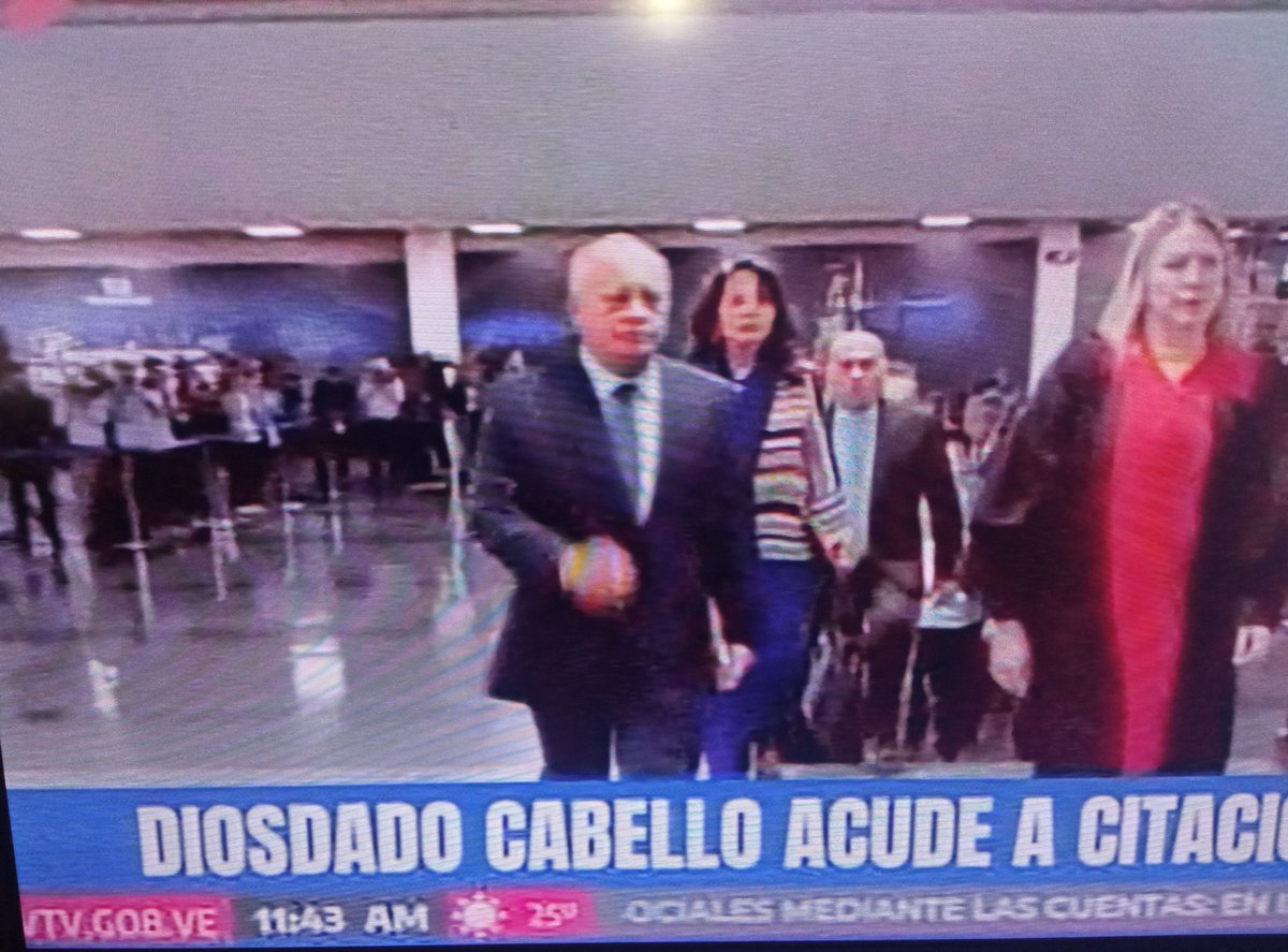 Mientras las actas originales del PSUV y Polo Patriotico están en el TSJ, en Venezuela, las actas de la Oposición solo existen en un "servidor" ubicado en Estados Unidos.
Se les acabó el show.