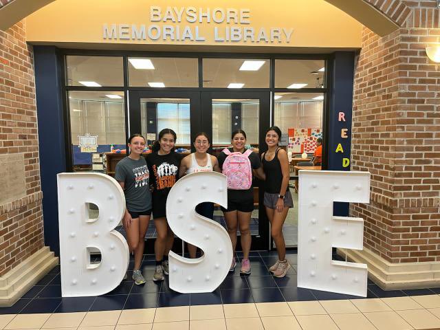 Bayshore Elementary (@bsebobcats) on Twitter photo Thank you to <a href="/LPTrackandField/">LPHS Track and Field</a> team for coming by with donations! #LPLegacy #chooselp #BestNeverRest <a href="/lpisd/">La Porte ISD</a> Thank you to <a href="/LPTrackandField/">LPHS Track and Field</a> team for coming by with donations! #LPLegacy #chooselp #BestNeverRest <a href="/lpisd/">La Porte ISD</a>