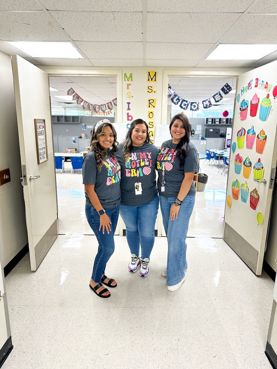 LChavero14's tweet photo. Ready to see our kinder babies 🫶🏼 #GSOTP @kinderwithRosas @IbarraKinder https://t.co/rySB38k9qi