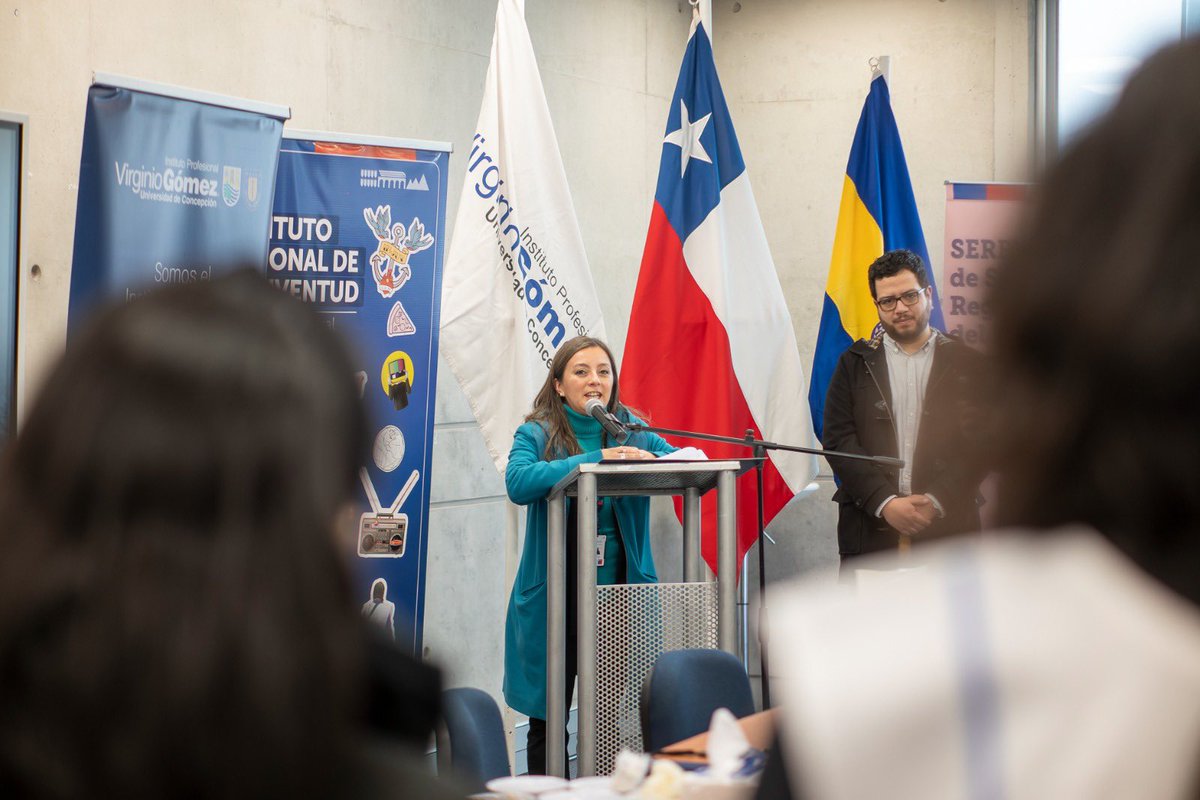 seremisalud8's tweet photo. 🎯 Realizamos la Feria Comunitaria junto a @InjuvBio_Bio para sensibilizar a adolescentes sobre la importancia de un estilo de vida saludable. En el marco del Día Mundial de la Juventud, también nos acompañó la @UNABCONCEPCION 🫰🏽. https://t.co/o9JoHUWlh4