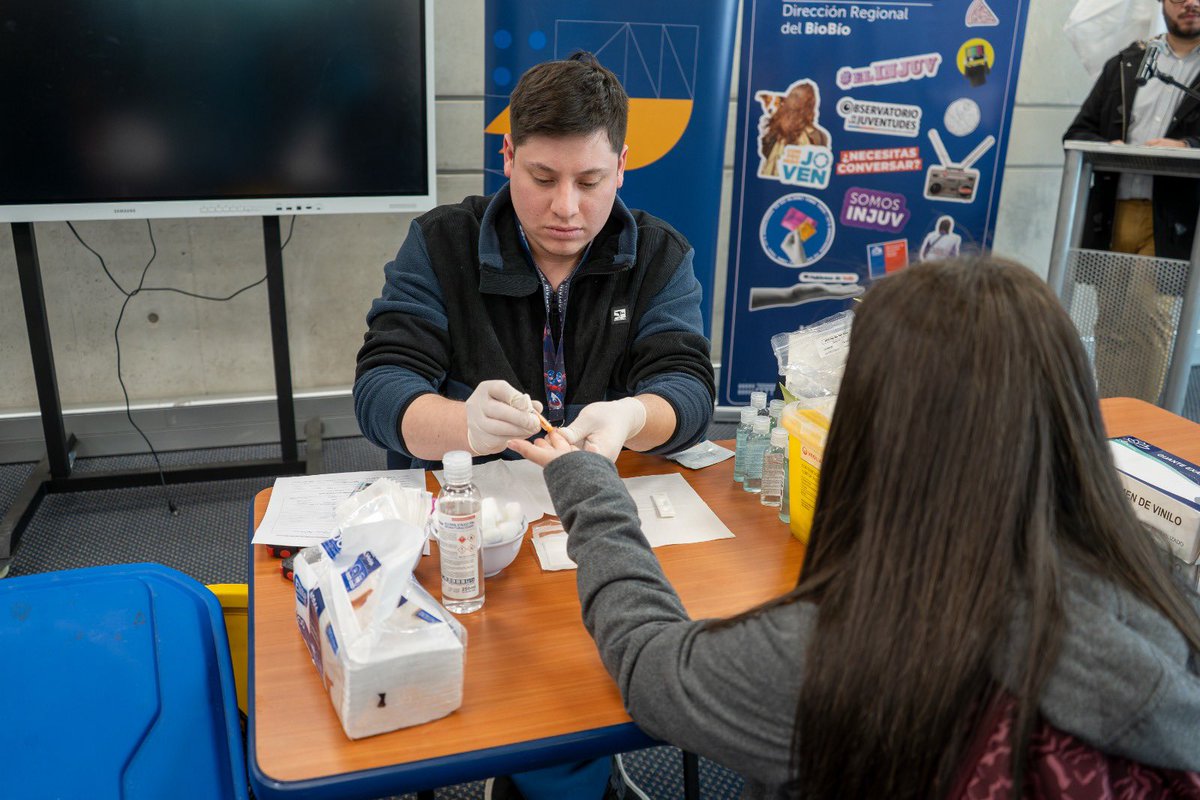 🎯 Realizamos la Feria Comunitaria junto a <a href="/InjuvBio_Bio/">Injuv Biobío</a> para sensibilizar a adolescentes sobre la importancia de un estilo de vida saludable. En el marco del Día Mundial de la Juventud, también nos acompañó la <a href="/UNABCONCEPCION/">UNAB CONCEPCION</a> 🫰🏽.