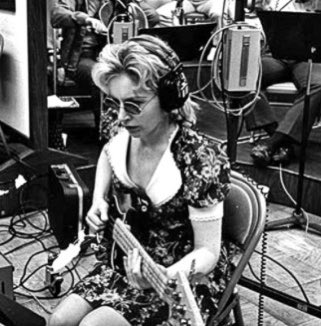 LonesomeBones's tweet photo. It’s Carol, Miss Kaye if you’re nasty https://t.co/ixDxYtFgw2