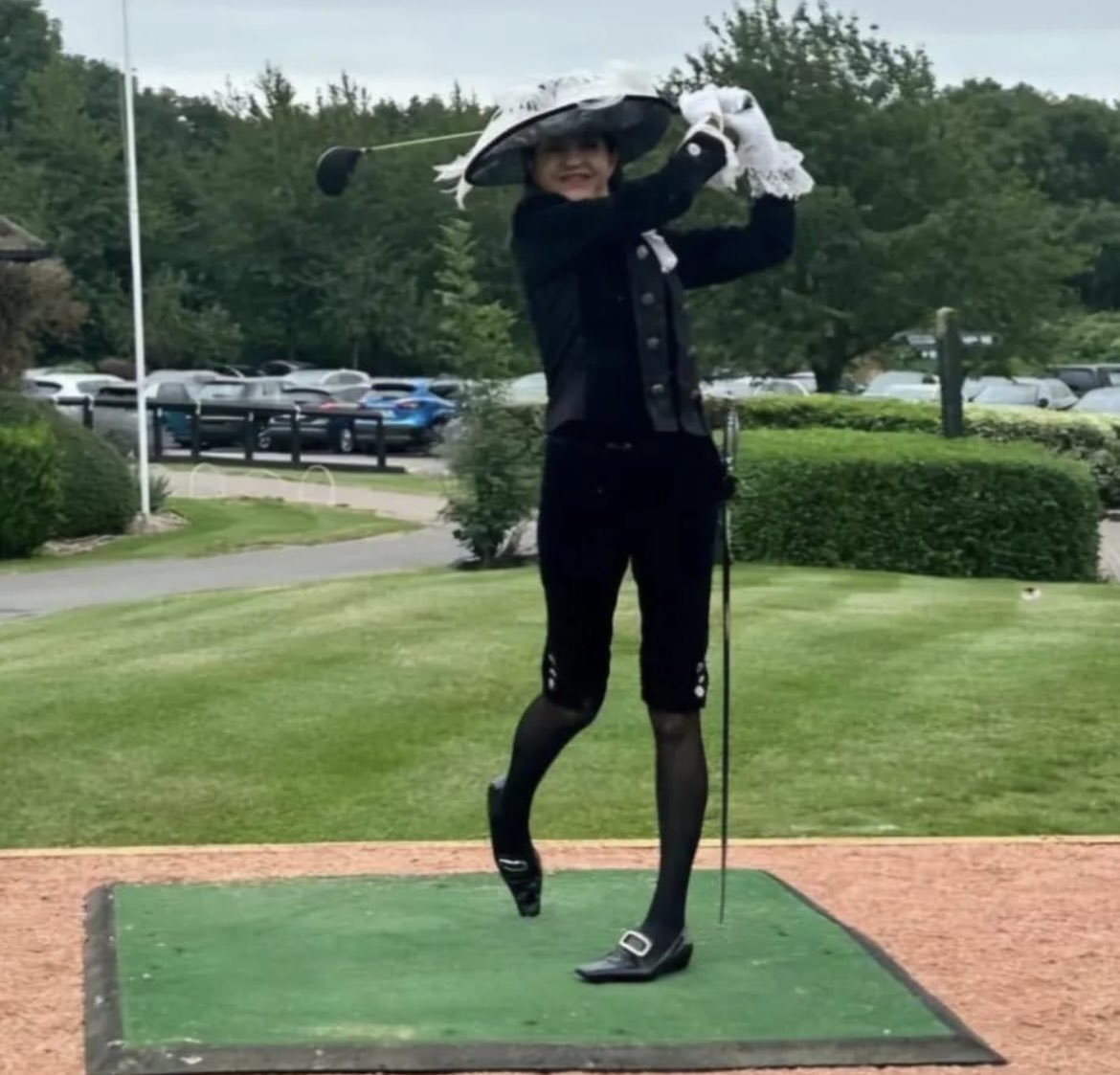 HertsSheriff's tweet photo. Thank you everyone at Mill Green Golf Club for the fun preview of your huge community event (beginners/experienced/pro/junior/senior golfers) 26th August-1st September with free tickets to your European Ladies Tour Event and many get-into golf events for everyone. 1/2 https://t.co/En9nJjJexJ