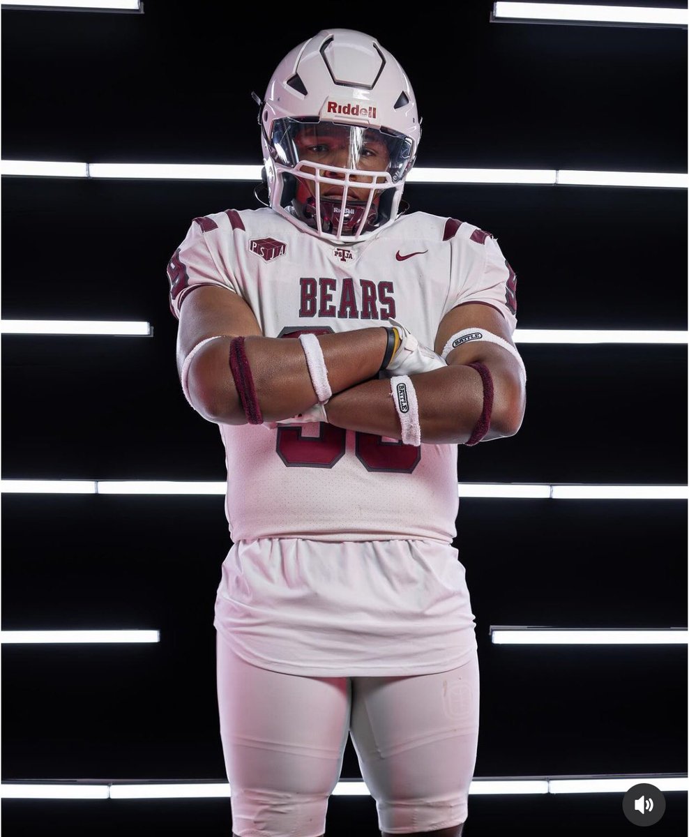 Crysjames05 tweet media