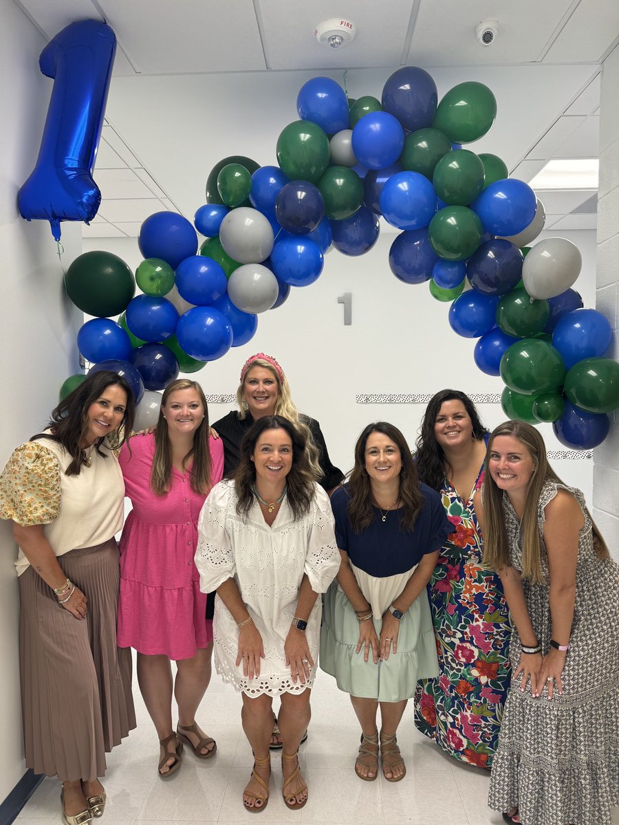 Michelle Holland tweet media