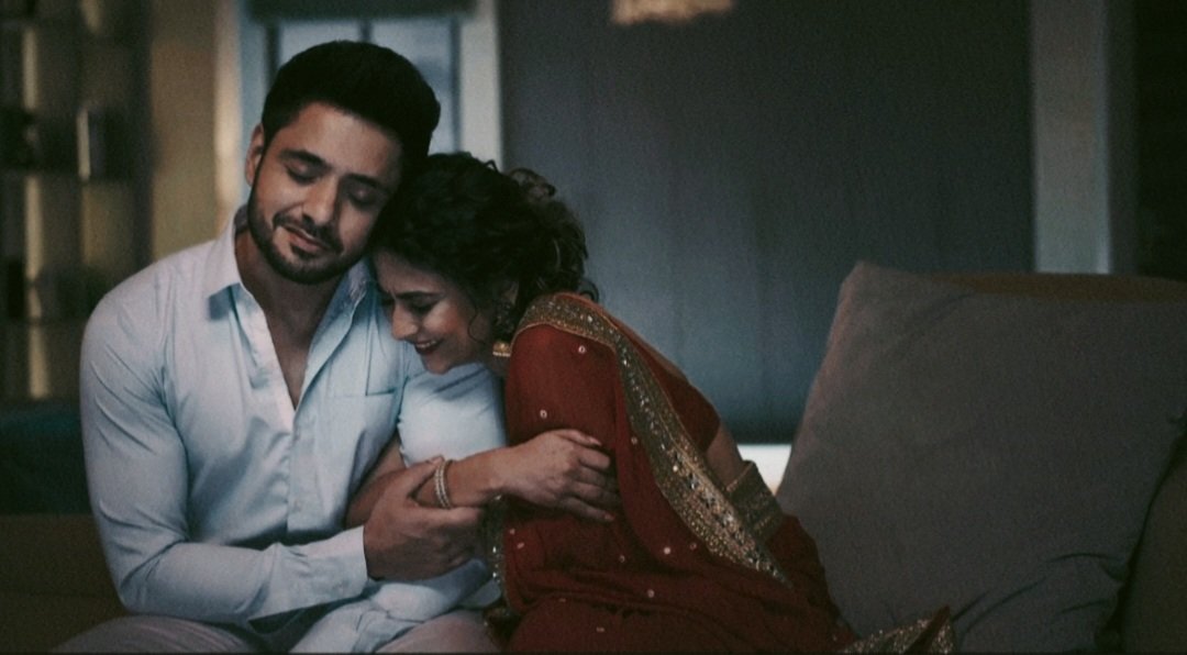 "raaton ko mein andhero se pehchanta tha jab takh mein jugnuon ko nahi jaanta tha" 🥹😕