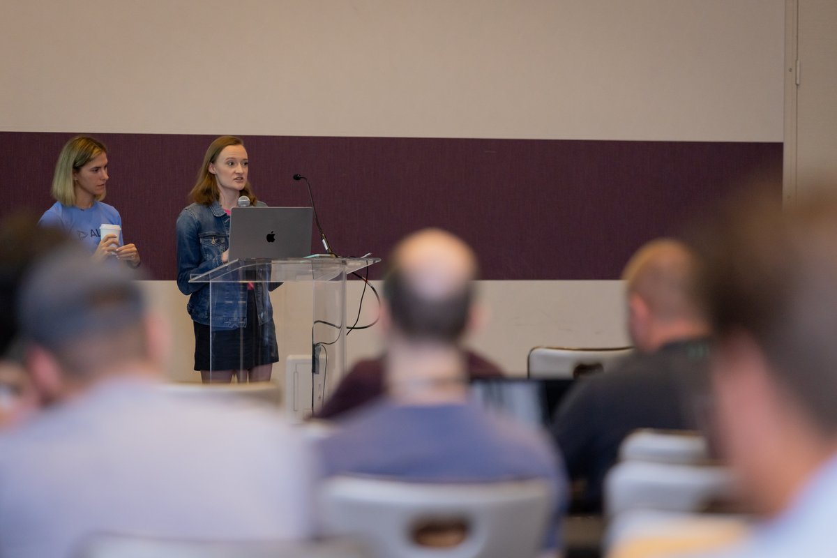 🚀<a href="/usealloy/">Alloy</a>'s Meg Ashby &amp; Mariia Rudenko revealed DevOps secrets!

They schooled us on how they balance rapid deployment with security &amp; efficiency. #fintechdevcon