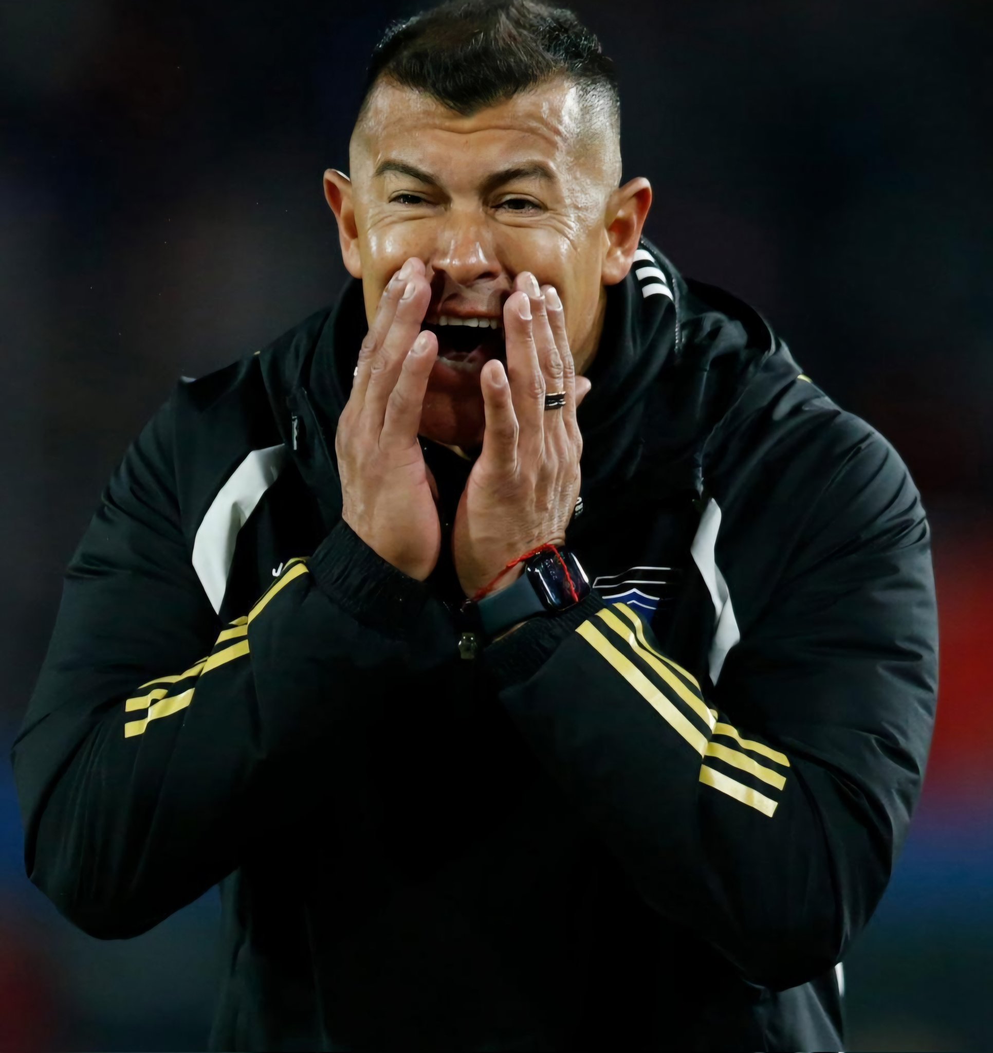 Jorge Almirón ajustará el equipo para cumplir normativa ANFP sub 21.