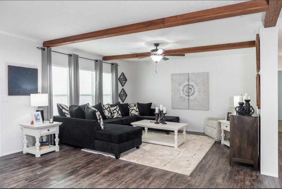 SWHomeCenter's tweet photo. 3 bed 2 bath
129,995
32x60
1800 sq ft
Overhead Vents
Hardwood cabinets
Porcelain sinks
72” fiberglass shower
337-436-5593
500 S Martin Luther King Hwy
Lake Charles LA 70601 https://t.co/OB9xh0fWOk