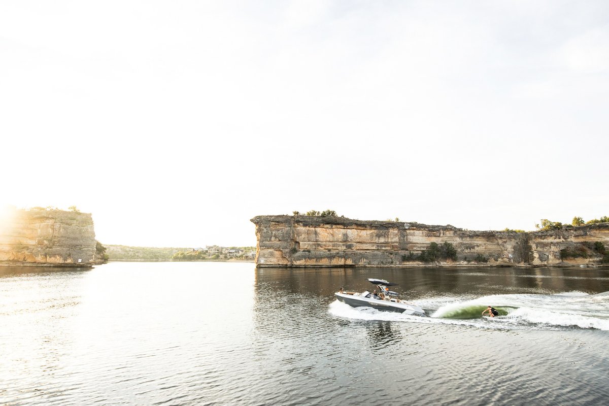 SCCAOfficial's tweet image. #funwithcars can get quite toasty during the summer... which is why we like to have #funwithboats afterward with our partner @tigeboats