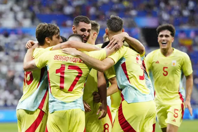 laligaennumeros's tweet photo. ⚽🇪🇸 España tiene en este momento a los vigentes campeones de
♀Mundial
♂Eurocopa
♂Nations League
♀Nations League
♂JJ.OO.
♀Mundial Sub 20
♂Europeo Sub 19
♀Europeo Sub 19
♀Mundial Sub 17
♀Europeo Sub 17
+
Clubes vigentes campeones de
♂️Champions League
♀️Champions League https://t.co/r7jvJweLnM