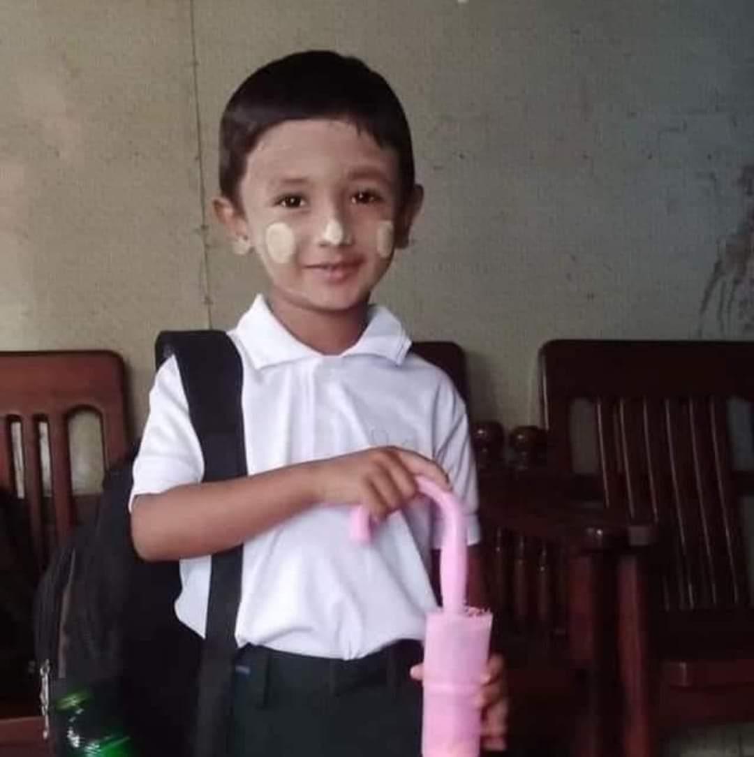 RoMuhammadArfat's tweet photo. This small child, while drowning in the sea, cried out, 'O Baa, save me! I'm drowning!' 😭😢
#couldnot_help_him 😭

#AAterrorists 
#Stopkilling https://t.co/736Kmarjyc